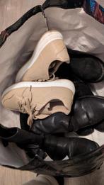 Dames schoenen tas vol, Kleding | Dames, Zwart, Ophalen of Verzenden, Sneakers of Gympen, Gedragen