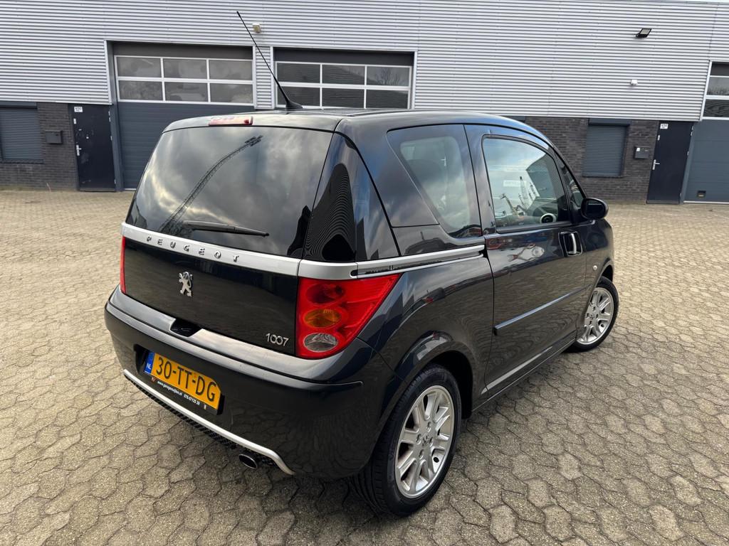 Peugeot 1007 1.6-16V Sporty AUTOMAAT, CLIMA, APK, NAP, Gebruikt, 4 cilinders, 4 stoelen, Zwart