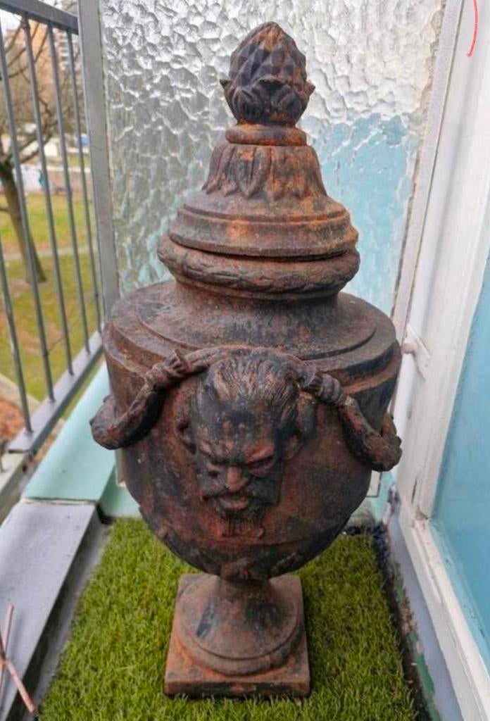 Antieke 19e eeuwse gietijzeren urn vaas adam, Antiek en Kunst, Ophalen