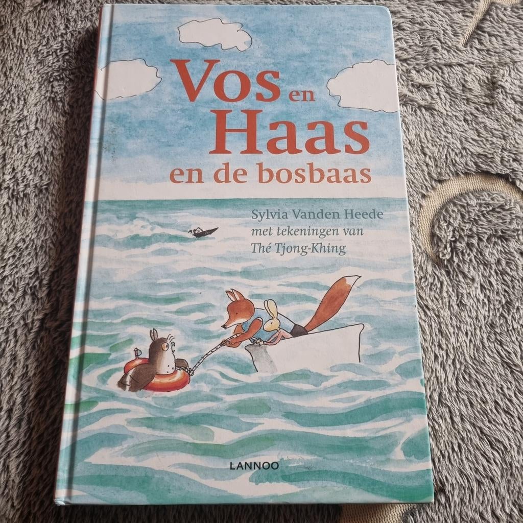 Vos en Haas en de bosbaas - Sylvia Vanden Heede, Ophalen of Verzenden, Zo goed als nieuw, Sylvia Vanden Heede, Fictie algemeen