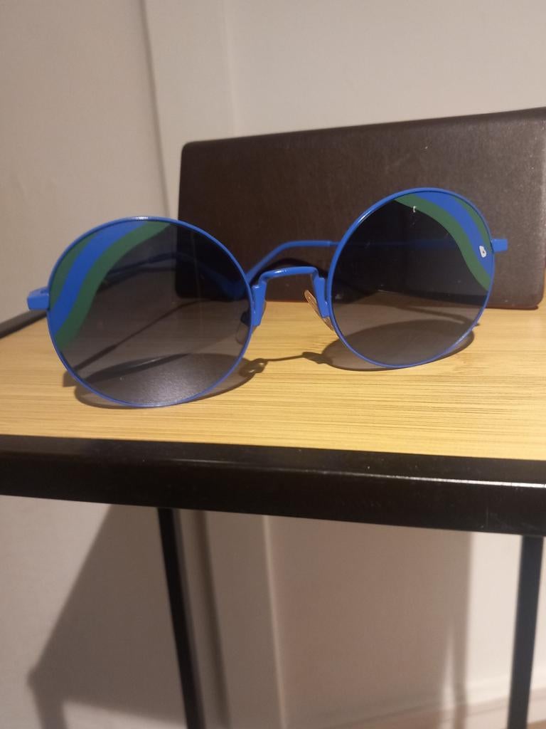 Vintage Fendi Zonnebril Dames - Blauw/Groen, Sieraden, Tassen en Uiterlijk, Zonnebrillen en Brillen | Dames, Ophalen of Verzenden