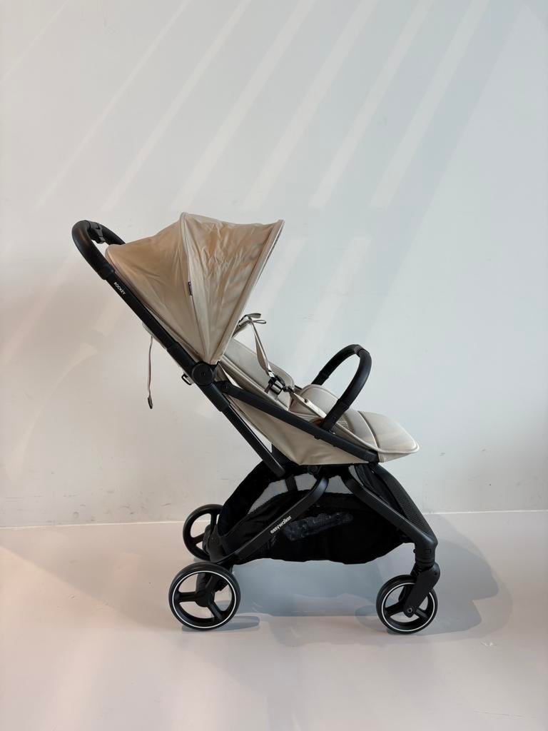 Easywalker Rockey M Buggy - Bright Taupe, Kinderen en Baby's, Buggy's, Ophalen, Nieuw, Overige merken, Verstelbare rugleuning