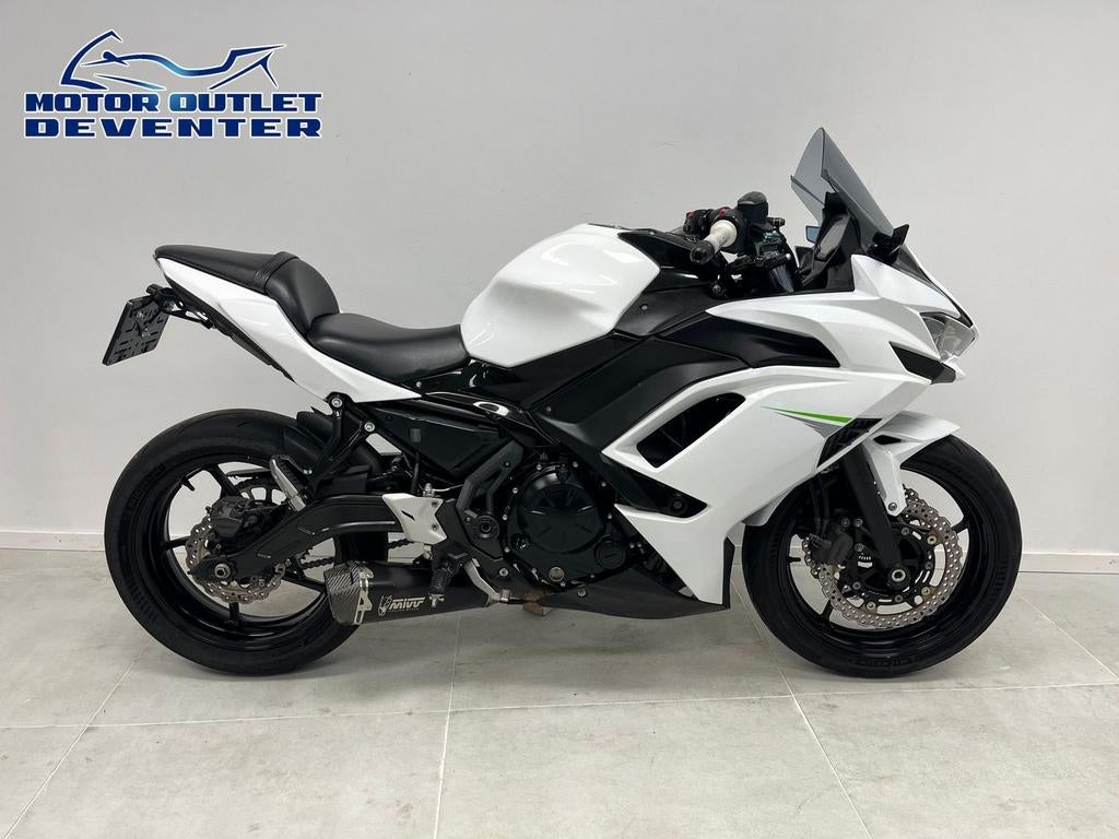 Leuke sportieve KAWASAKI NINJA650ABS (bj 2020)NINJA650 35KW!, 2 cilinders, 649 cc, Bedrijf, Onbekend