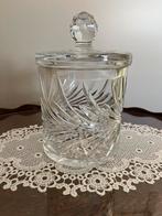 Zware geslepen kristallen koekpot / bonbonnière met deksel, Ophalen