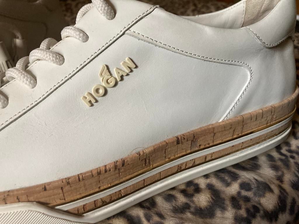 Hogan sneakers maat 40, Kleding | Dames, Schoenen, Ophalen of Verzenden, Zo goed als nieuw, Wit, Sneakers of Gympen