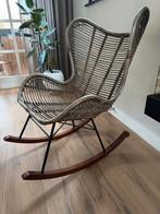 Schommelstoel - Zo goed als nieuw!, Huis en Inrichting, Fauteuils, Ophalen, Zo goed als nieuw, 50 tot 75 cm, Riet of Rotan