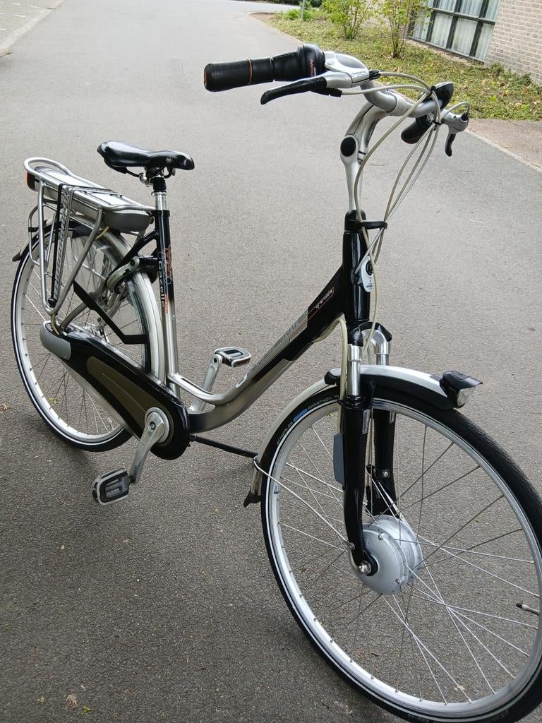 Elektrische damesfiets : Gazelle Grenoble, Fietsen en Brommers, Fietsen | Dames | Damesfietsen, Ophalen, Zo goed als nieuw, Gazelle