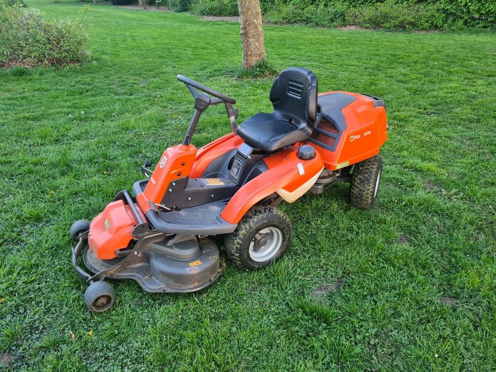 Husqvarna Rider 214c Zitmaaier - Perfect voor uw tuin!, Cirkelmaaier, Gebruikt, Mulchfunctie, Ophalen of Verzenden