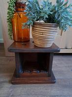 Vintage donker houten voetenstoof 24-24-20 cm, Ophalen of Verzenden