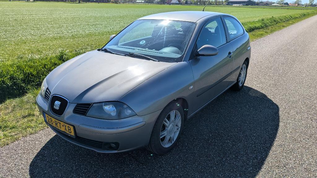 Seat Ibiza 1.4 16V 55KW 2005 Grijs, LPG, Auto's, Seat, 4 cilinders, Ibiza, Origineel Nederlands, Handgeschakeld