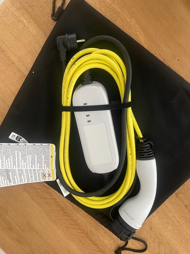 VW Originele EV Lader Type 2  Nieuw 230V stekker in en laden, Auto diversen, Laadpalen, Ophalen of Verzenden, Nieuw, Laadpaal en Laadkabel