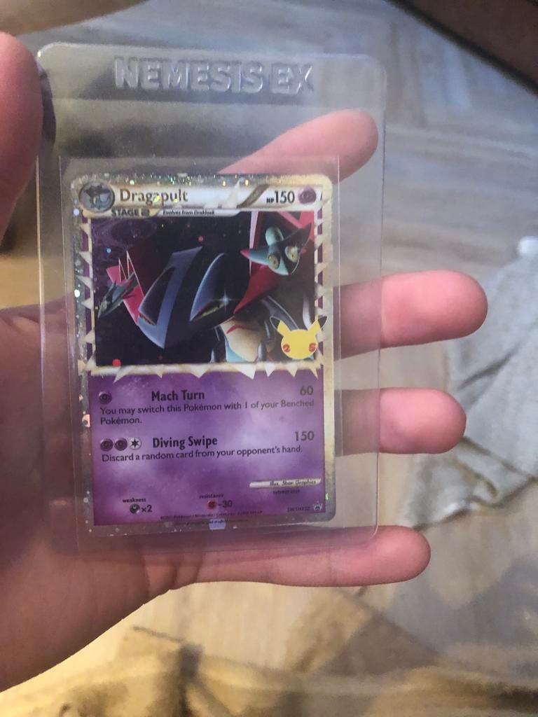 Dragapult Celebrations Pokémon Kaart, Ophalen of Verzenden, Zo goed als nieuw, Losse kaart