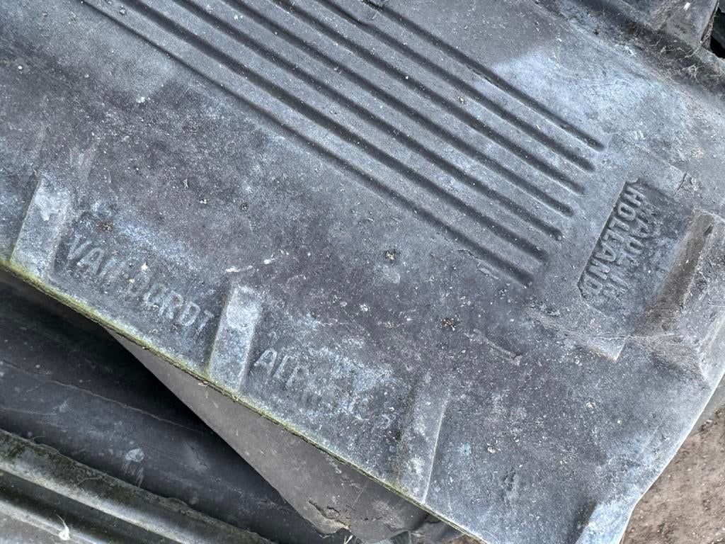 Dakpannen, 60 stuks,  7 gevelpannen en 1x nokborsg, Ophalen of Verzenden, Gebruikt