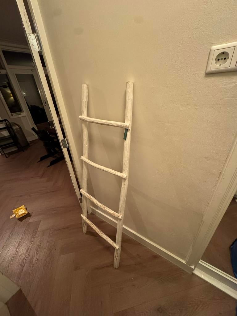 Witte decoratieve ladder, Ophalen of Verzenden, Gebruikt, Ladder, Minder dan 2 meter