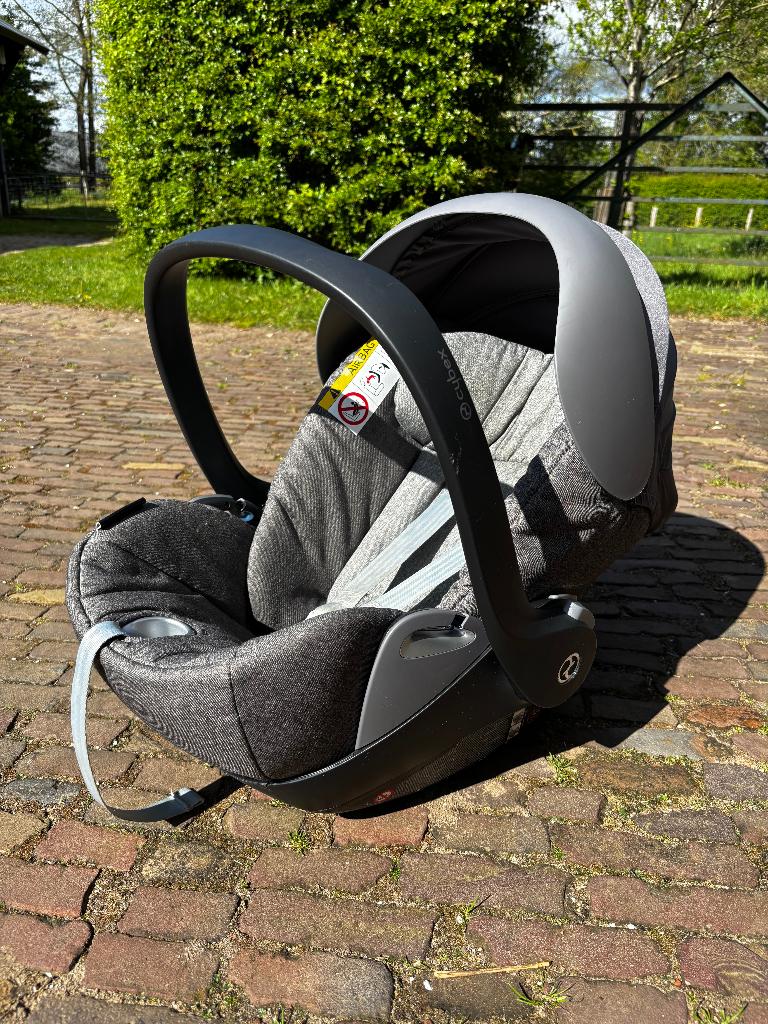 Cybex Cloud Q Plus autostoel met 2 x isofix base, Gebruikt, Slaapstand, Isofix, 0 t/m 13 kg