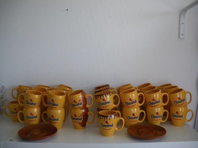 Nutricia chocomel bekers, Ophalen of Verzenden, Zo goed als nieuw, Bord(en), Wedgwood