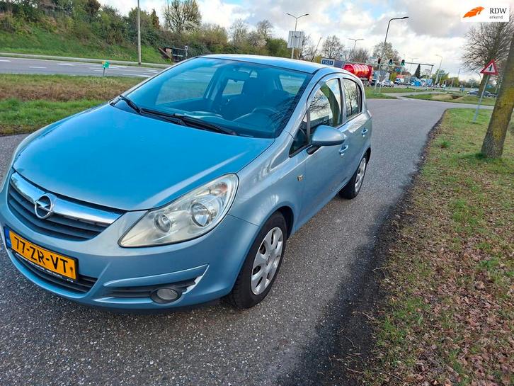 OPEL Corsa Een heel mooi met Cuis control, Auto's, Opel, Te koop, Corsa, ABS, Airbags, Airconditioning, Boordcomputer, Centrale vergrendeling