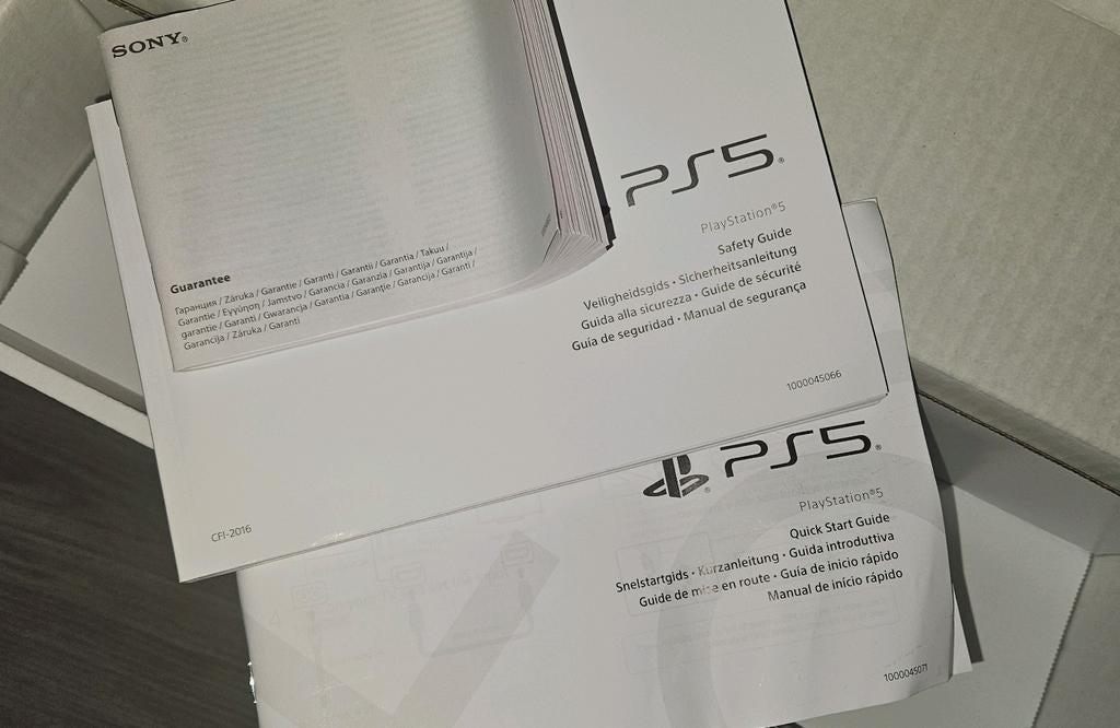 PlayStation 5 Digital Edition 1TB - ZO GOED ALS NIEUW, Spelcomputers en Games, Spelcomputers | Sony PlayStation 5, Ophalen of Verzenden