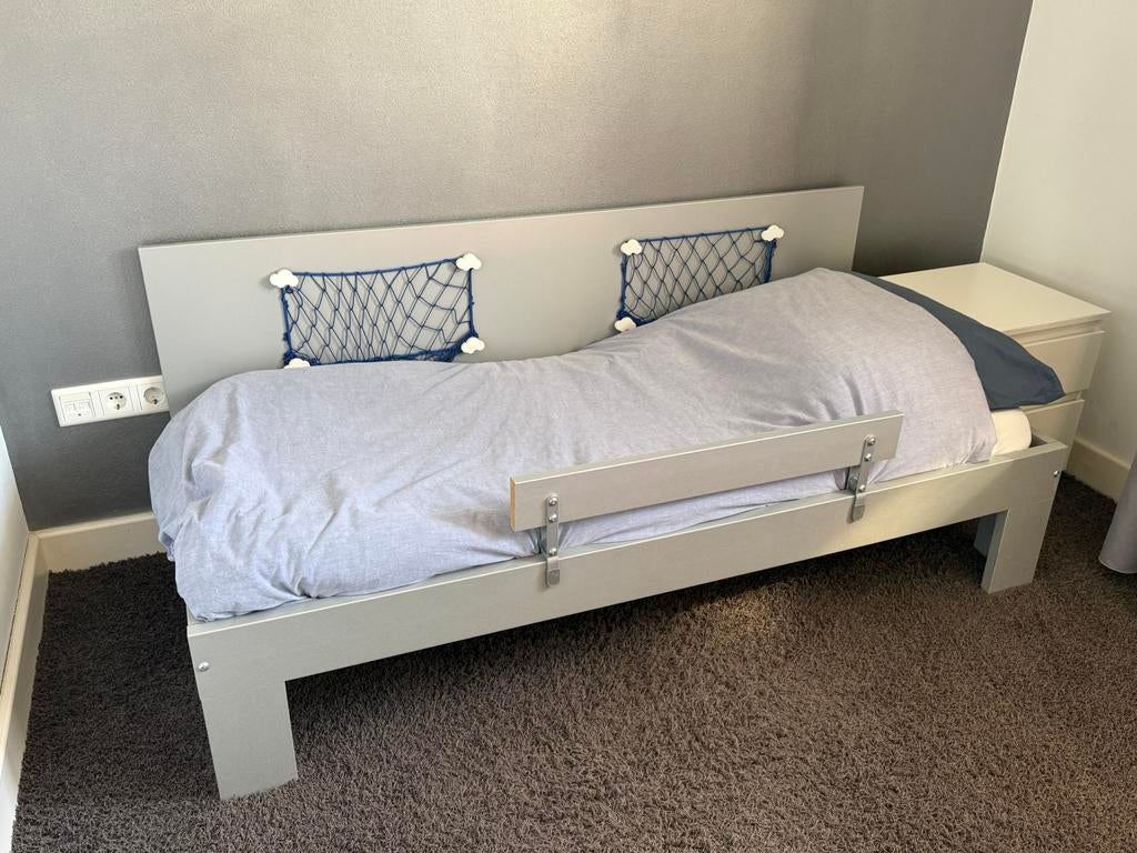 Bed (juniorbed), 160x70, lattenbodem, matras, hoeslakens, Kinderen en Baby's, Kinderkamer | Bedden, Ophalen, 70 tot 85 cm, 140 tot 160 cm
