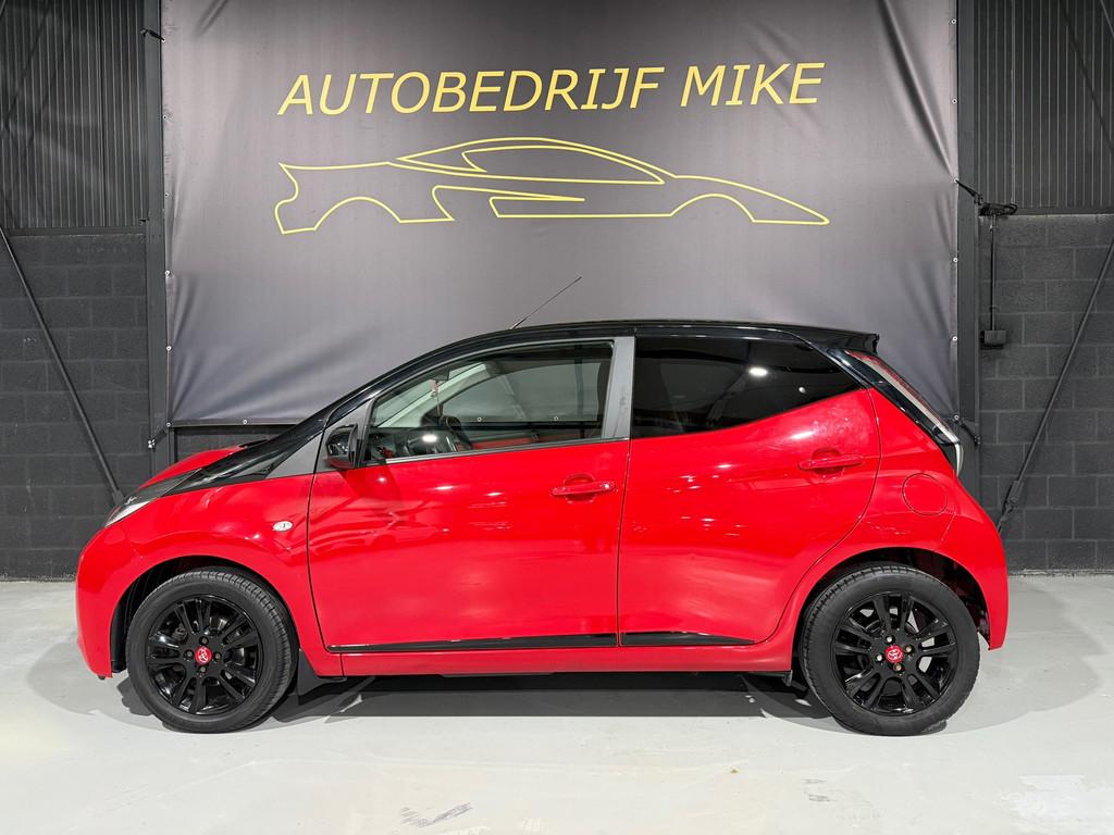 Toyota Aygo 1.0 VVT-i x-cite, Auto's, Voorwielaandrijving, Gebruikt, Euro 6, 4 stoelen