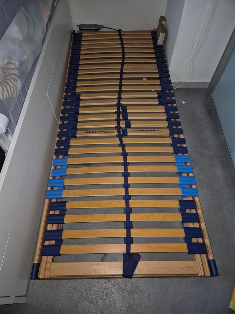2 elektrische lattenbodems 80x200 cm, Huis en Inrichting, Ophalen