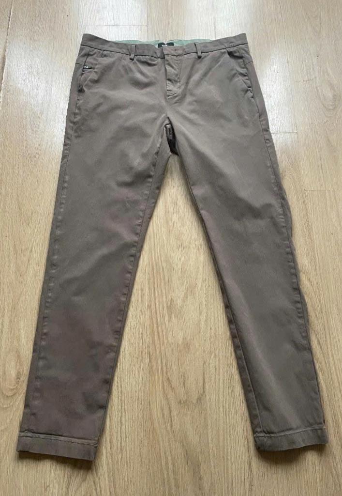 Vanguard chino,  heren, Maat 52/54 (L), Bruin, Ophalen of Verzenden, Zo goed als nieuw