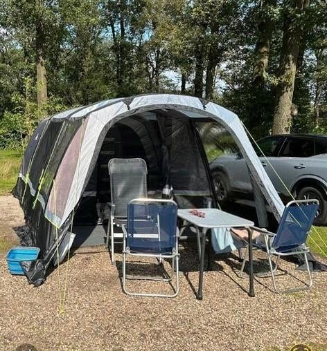 Opblaasbare tent voor 4 personen, Ophalen, Gebruikt, Tot en met 4
