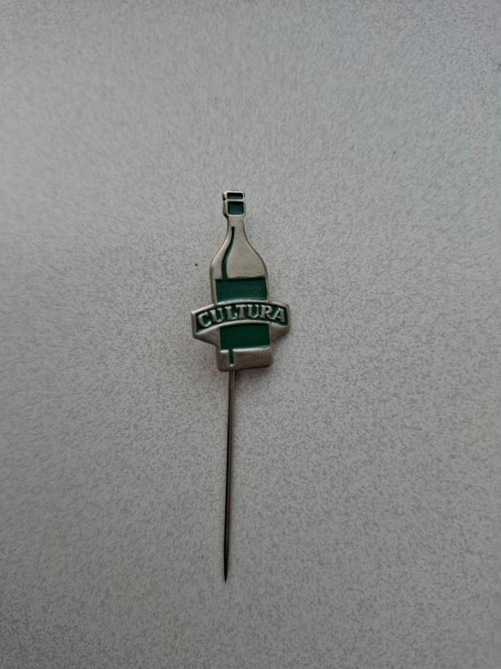 Vintage speldje pin prikker steekspeld Cultura, Verzamelen, Speldjes, Pins en Buttons, Ophalen of Verzenden