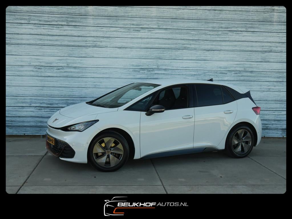 Cupra Born Business Plus 62 kWh Carplay Adapt Cruise Soh 94%, Auto's, Cupra, Automaat, Gebruikt, Zwart, Wit