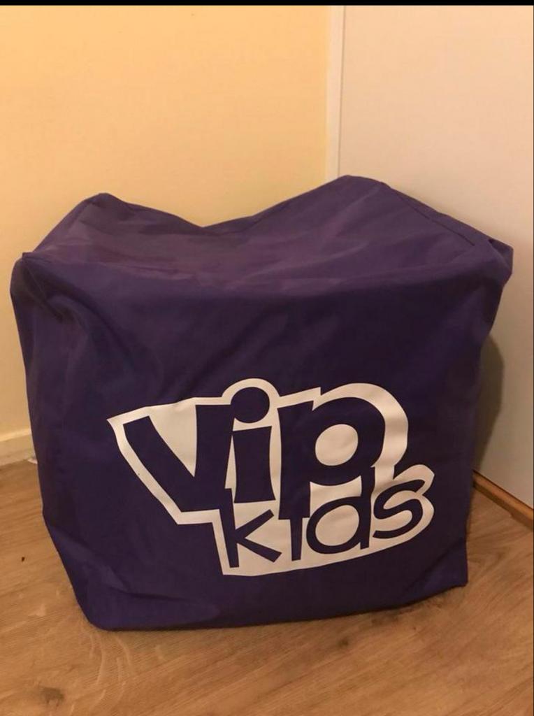 Paarse zitzak 'Vip Kids', Ophalen of Verzenden, Zo goed als nieuw, Paars, Zitzak