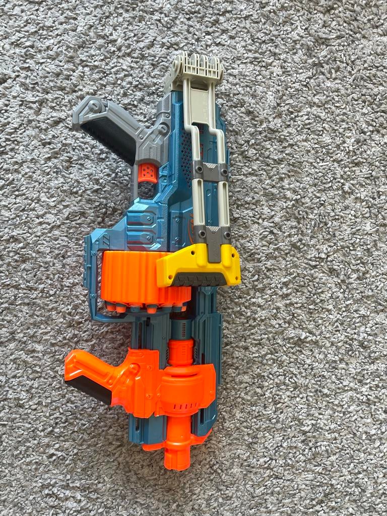 Nerf Elite 2.0 Shockwave RD-15 met verstelbare schoudersteun, Ophalen of Verzenden, Zo goed als nieuw, Jongen of Meisje
