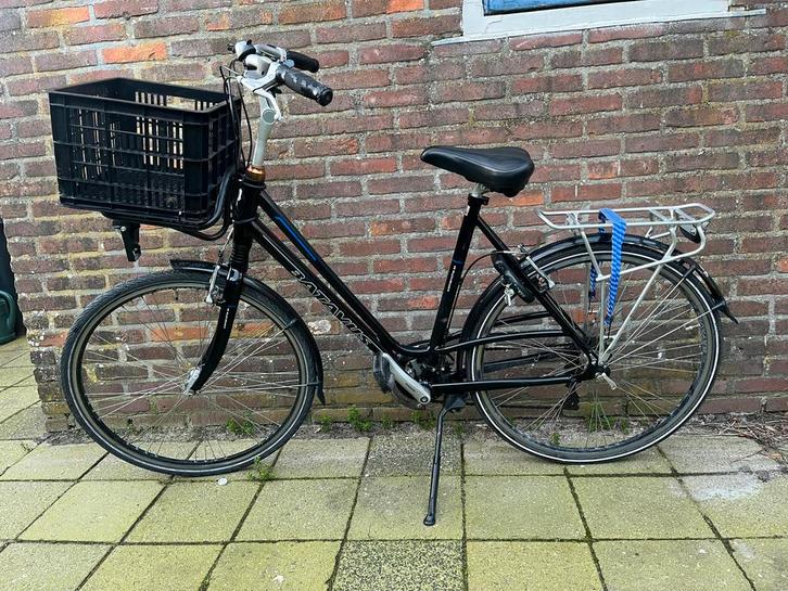 Batavus Comanche 24 damesfiets – Framemaat 57 – Met krat, Fietsen en Brommers, Fietsen | Dames | Damesfietsen, Zo goed als nieuw