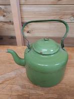 oude groene email ketel, Ophalen