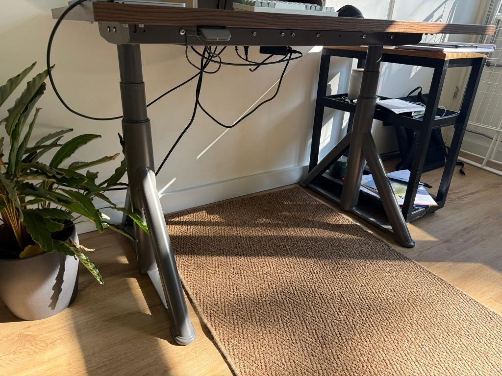 IKEA Idasen Onderstel | Elektrisch Zit-Sta | Zonder blad, Huis en Inrichting, Bureaus, Ophalen, Zit-sta bureau, Scandinavisch