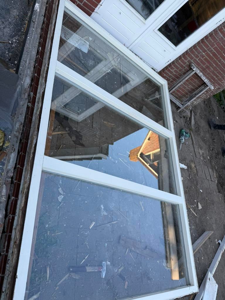 Kozijn met 3 dubbel glas ramen, Doe-het-zelf en Verbouw, Kozijnen en Schuifpuien, Ophalen, Raamkozijn, Zo goed als nieuw, 75 tot 150 cm