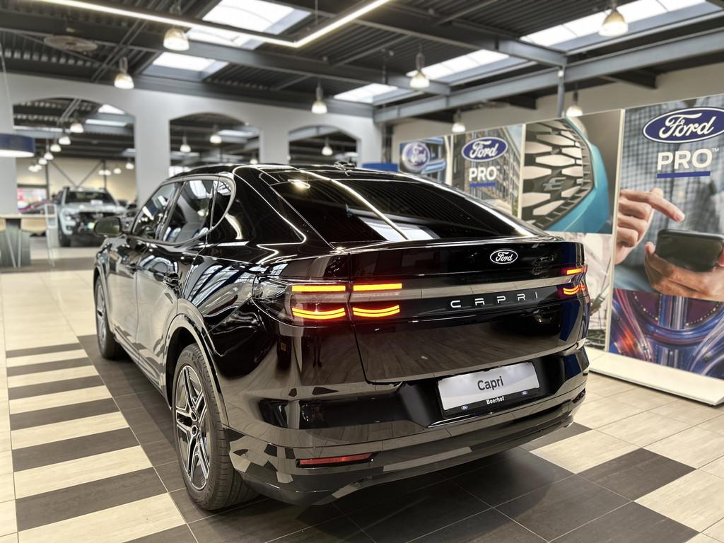 Ford Capri Ext Range RWD 77 kWh PREMIUM | Driver Ass. Pack |, Achterwielaandrijving, Zwart, 1000 kg, 627 km