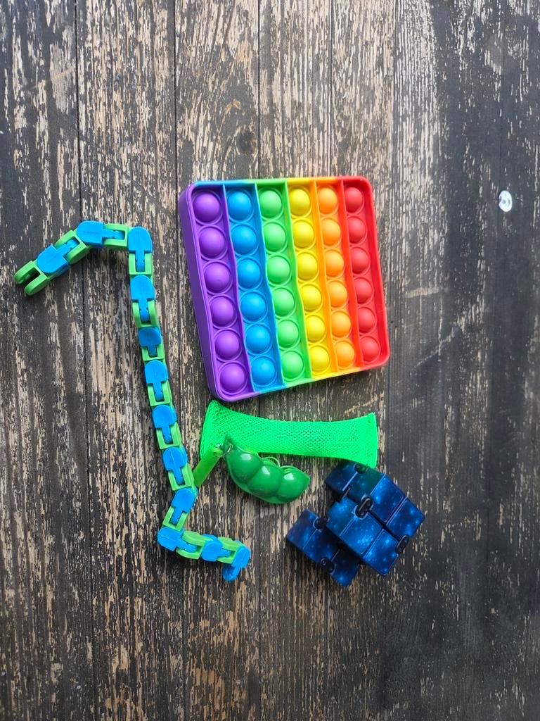 Leuke verzameling fidget toys, Kinderen en Baby's, Speelgoed | Overig, Ophalen of Verzenden, Zo goed als nieuw, Jongen of Meisje