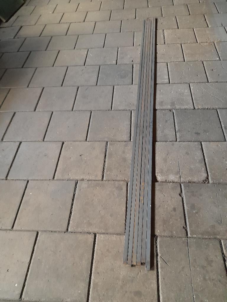 metalen strippen, Doe-het-zelf en Verbouw, Metalen, Ophalen, Nieuw, IJzer