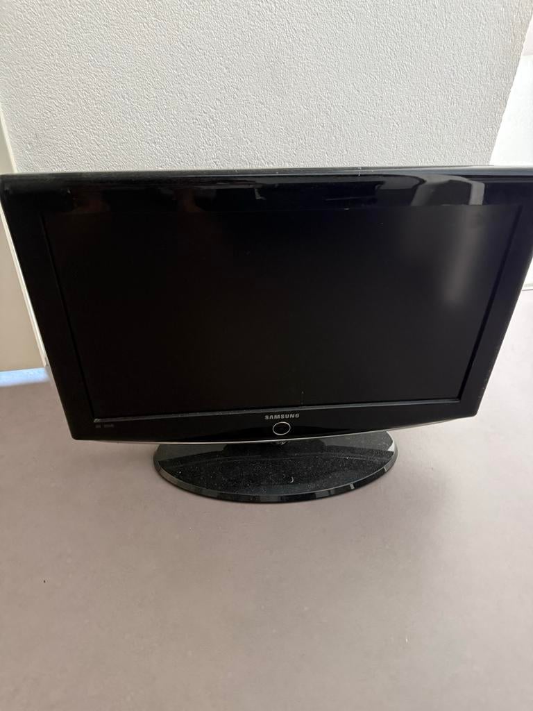 Samsung TV 64 cm breed inclusief voet, Ophalen of Verzenden, Gebruikt, 60 tot 80 cm, Samsung