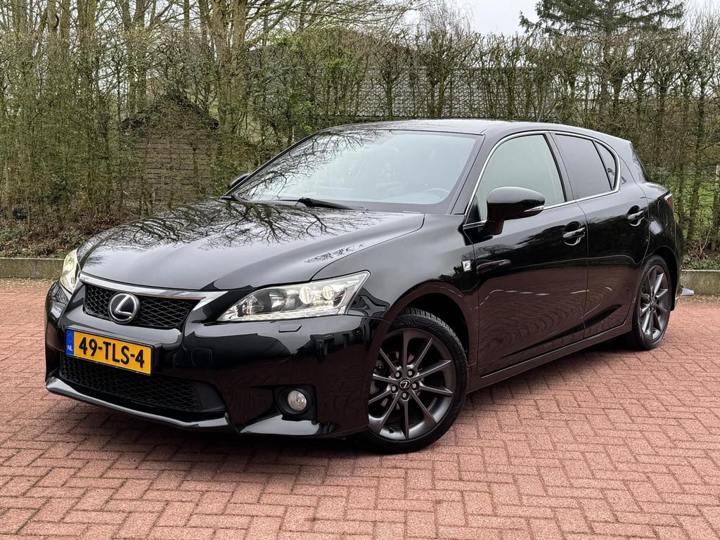 Lexus CT 200h F-Sport Line Trekhaak Leder Stoelverwarming, Auto's, Lexus, Euro 5, 136 pk, Gebruikt, 4 cilinders