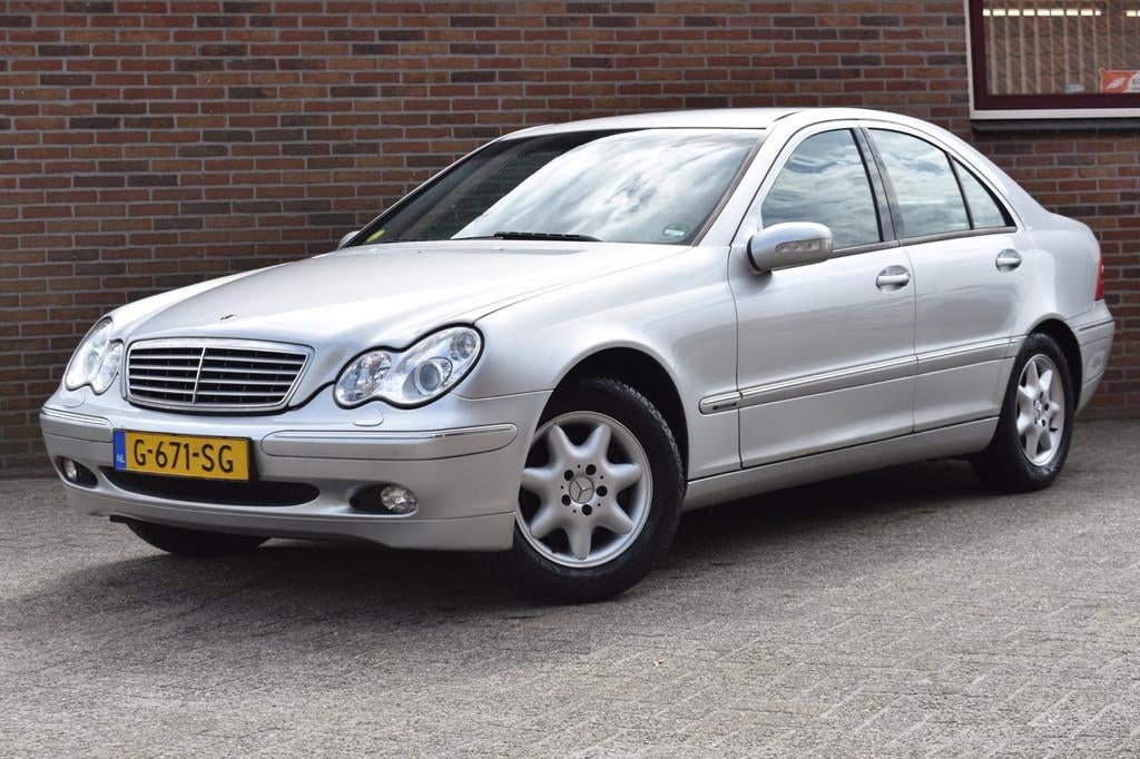 Mercedes-Benz C-klasse 180 K. Classic '04 03-2027 APK Leder, Achterwielaandrijving, Gebruikt, Zwart, 1796 cc