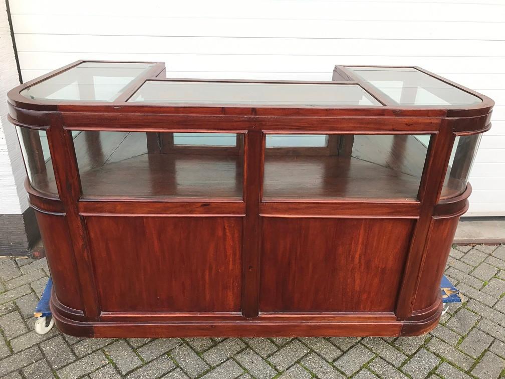 Mahonie vitrine toonbank  balie winkelbalie bar Eichholtz, Ophalen, Gebruikt, Eichholtz, Delfweg 52 Noordwijkerhout