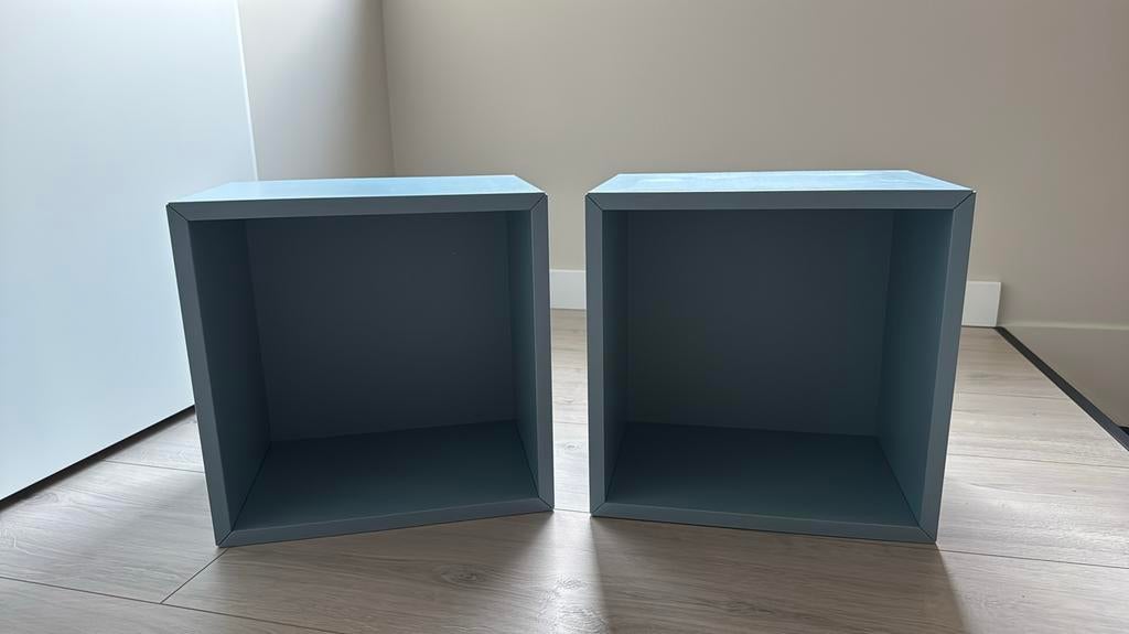 IKEA 2x EKET licht grijsblauw 35x25x35cm incl. wandrails!, Ophalen, Gebruikt