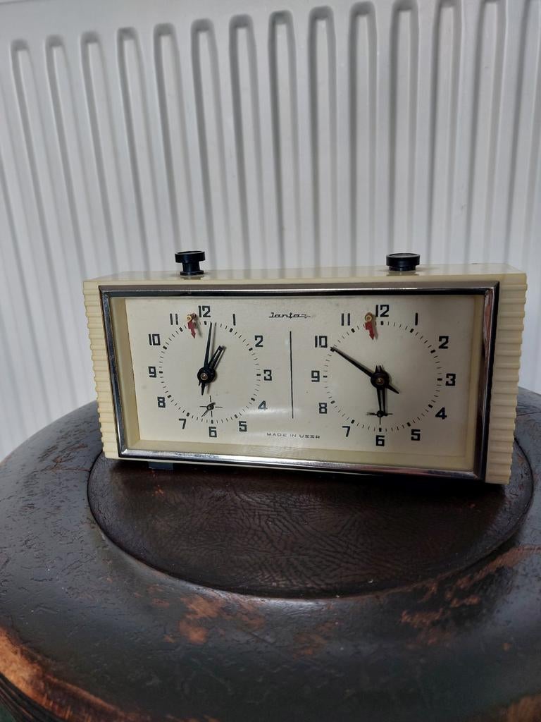 Schaakklok vintage 1970, Antiek en Kunst, Ophalen