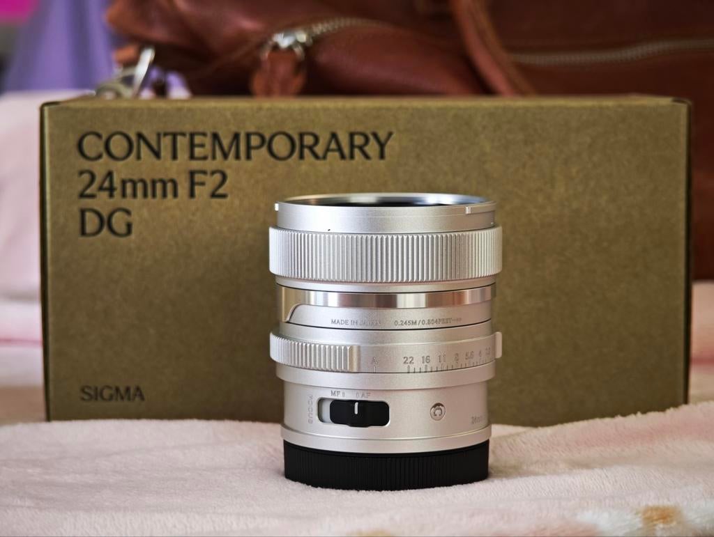 Sigma 24mm F2 DG DN Contemporary Lens (Zilver) L-Mount, Audio, Tv en Foto, Fotografie | Lenzen en Objectieven, Ophalen of Verzenden