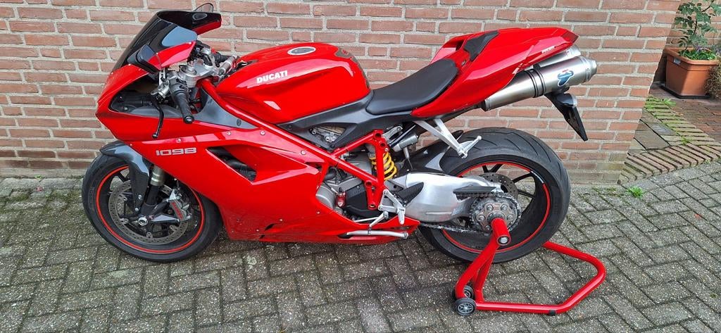 Mooie Ducati 1098 met open Termignoni en veel carbon, Motoren, Particulier, Super Sport
