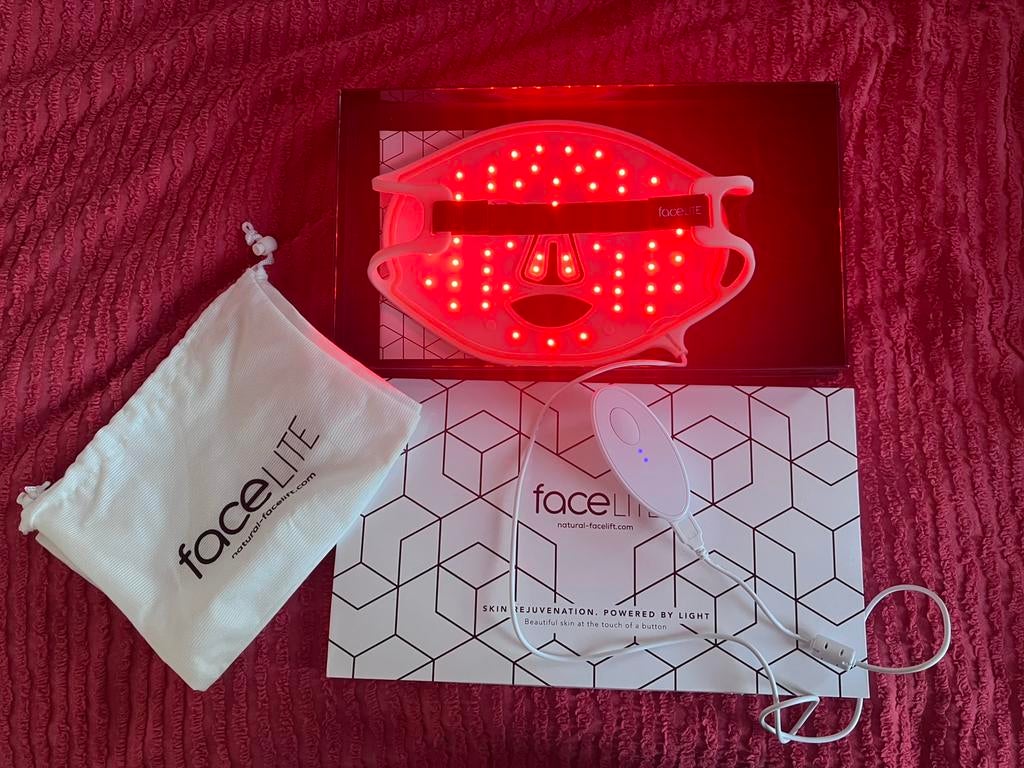 Rio FaceLITE Beauty Boosting Light Therapy LED Face Mask, Sieraden, Tassen en Uiterlijk, Uiterlijk | Gezichtsverzorging, Ophalen of Verzenden