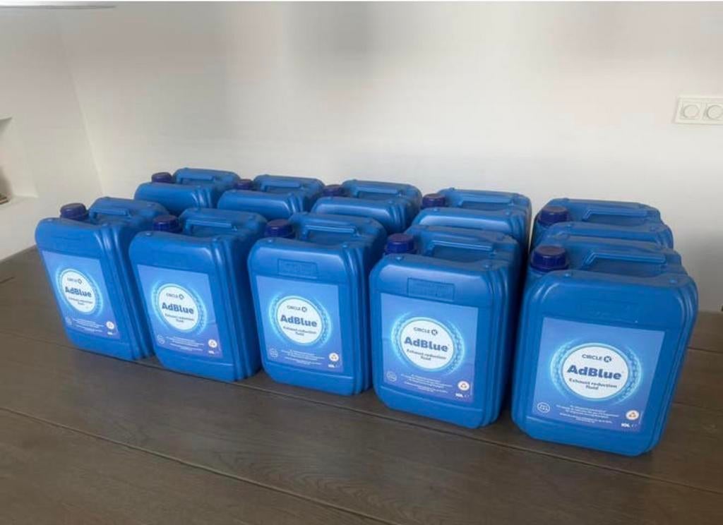 Ad blue 10x 10liter ongeopend nieuw, Tuin en Terras, Regentonnen, 150 liter of meer, Ophalen of Verzenden, Nieuw