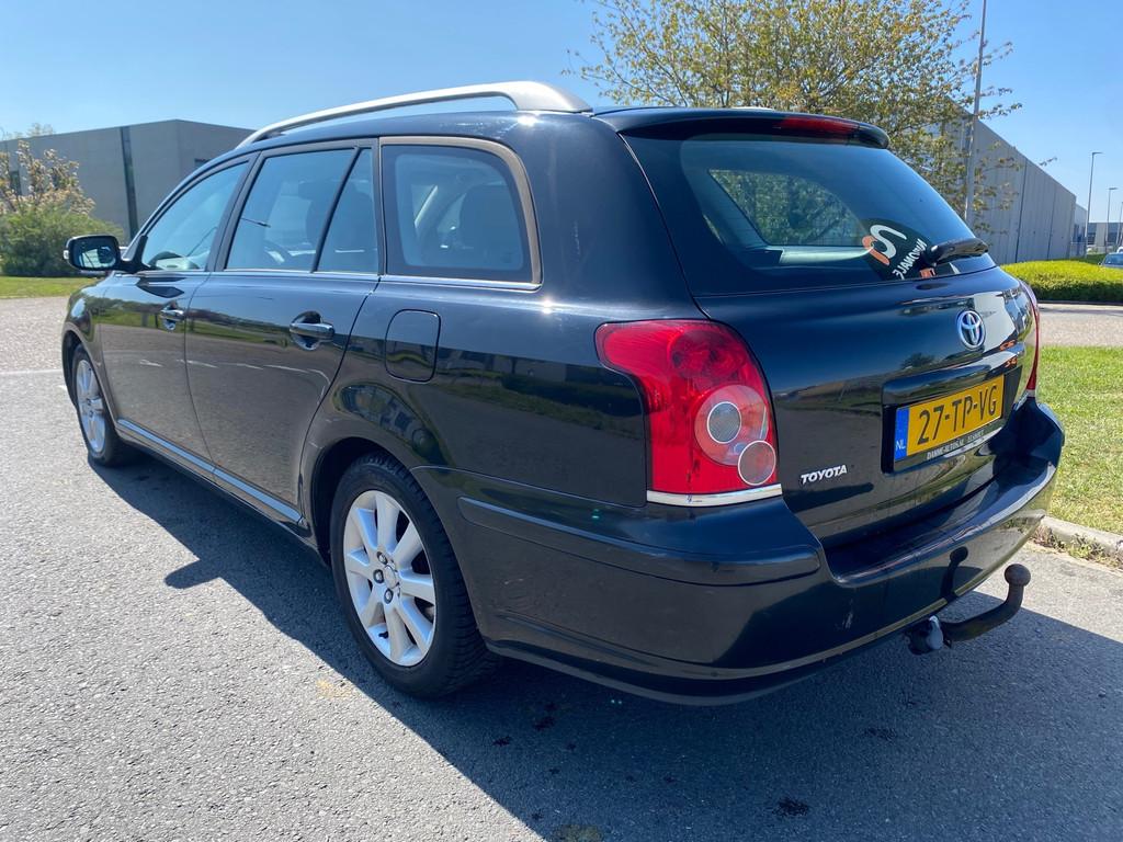 Toyota Avensis Wagon | 2007 | 2.0 VVTi Luna | Automaat | Exp, Auto's, Toyota, 1998 cc, 1370 kg, 4 cilinders, Zwart