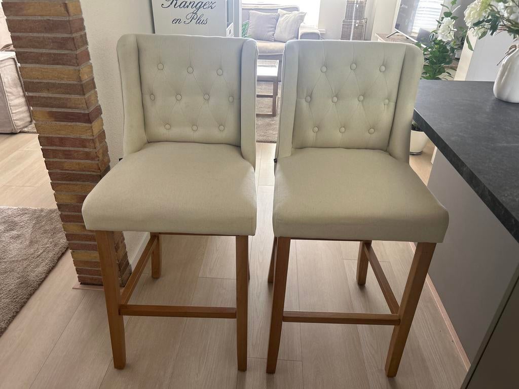 Set van 2 elegante bar krukken met rugleuning, Huis en Inrichting, Barkrukken, Ophalen, Met voetsteun, Zo goed als nieuw, 90 cm of meer